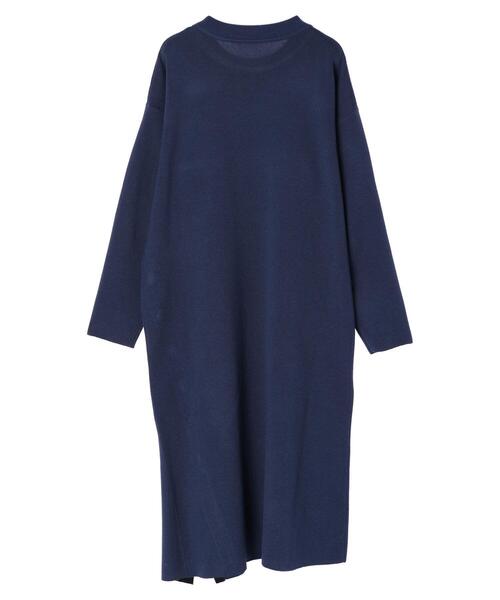 YECCA VECCA（イェッカヴェッカ）の「・2col.釦スリットニットワンピース（ワンピース・レディース・ブラック/ダークベージュ/ブルー・FREE）」の10枚目の写真