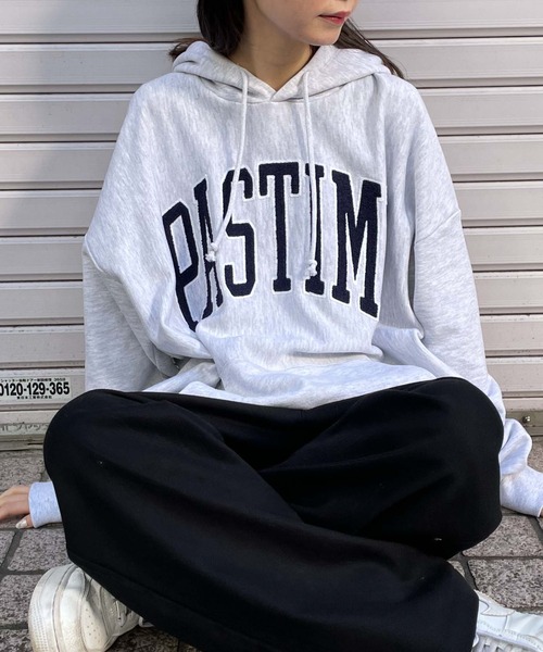 WEGO（ウィゴー）の「WEGO/ヘビーウエイト カレッジロゴBIGプルパーカ