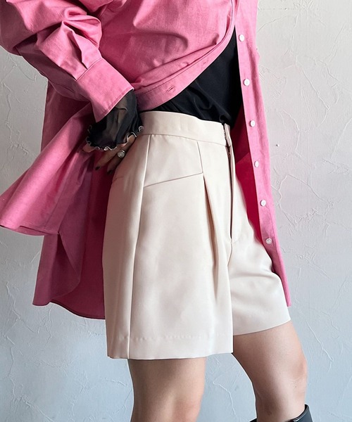 PAGEBOY（ページボーイ）の「CORE / ミニトラウザーパンツ（スラックス・レディース・オフホワイト/ブラック・SMALL/MEDIUM）」の7枚目の写真