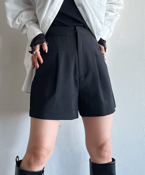 PAGEBOY（ページボーイ）の「CORE / ミニトラウザーパンツ（スラックス・レディース・オフホワイト/ブラック・SMALL/MEDIUM）」の9枚目の写真