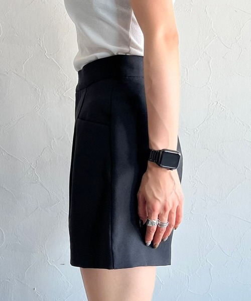 PAGEBOY（ページボーイ）の「CORE / ミニトラウザーパンツ（スラックス・レディース・オフホワイト/ブラック・SMALL/MEDIUM）」の11枚目の写真