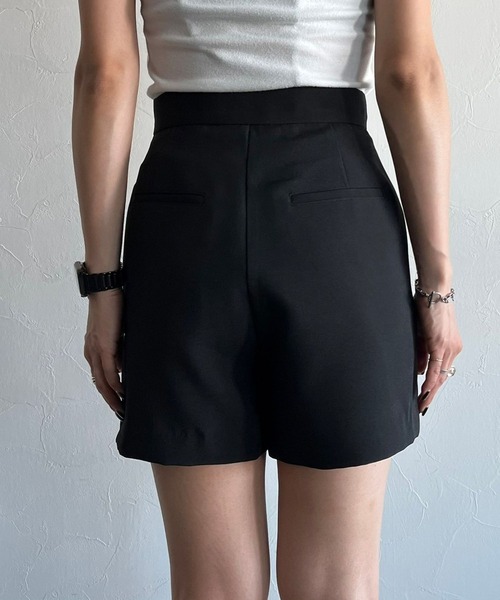 PAGEBOY（ページボーイ）の「CORE / ミニトラウザーパンツ（スラックス・レディース・オフホワイト/ブラック・SMALL/MEDIUM）」の8枚目の写真