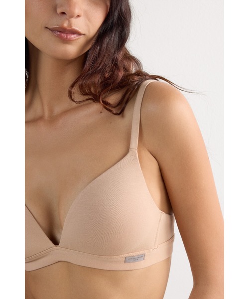 Intimissimi（インティミッシミ）の「Tiziana コットン トライアングルブラ 【ノンワイヤー 蒸れにくい ナチュラル 盛らない】（ブラジャー・レディース・ブラック/ベージュ/ブルー/ヘザーグレー/サンドベージュ/ホワイト/ヘザーチャコール・70B/70C/75B/75C/80B/85B/80C）」の13枚目の写真