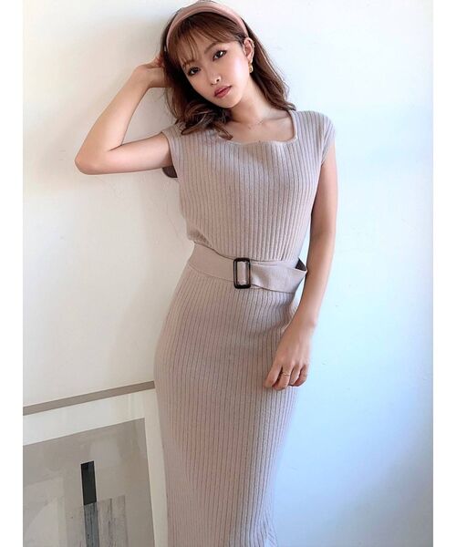 RESEXXY(リゼクシー)の「ミラノリブバックオープンワンピース(ワンピース・レディース・ブラック/ベージュ/ブルー/ラベンダー・FREE)」の6枚目の写真