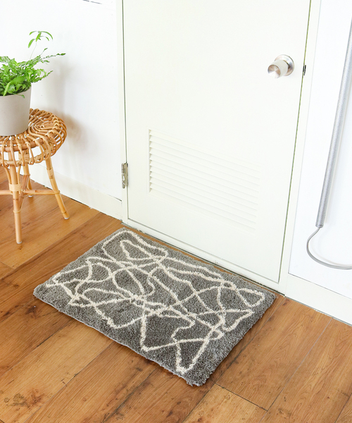 journal standard Furniture （ジャーナルスタンダードファニチャー）の「FERNERO MAT 50x70　フェルネロマット（ラグ/マット・レディース・アイボリー/チャコールグレー・FREE）」の4枚目の写真