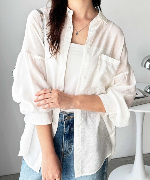 GeeRA(ジーラ)の「【9色/5サイズ展開】オーバーサイズベーシックルーズシャツ(シャツ/ブラウス・レディース・ベージュ/グリーン/ブルー/パープル/ピンク/ブラック/チェック/ホワイト系その他/ブルー系その他/ピンク系その他/ブラック系その他・XX-LARGE/LARGE/SMALL/MEDIUM/X-LARGE)」の2枚目の写真