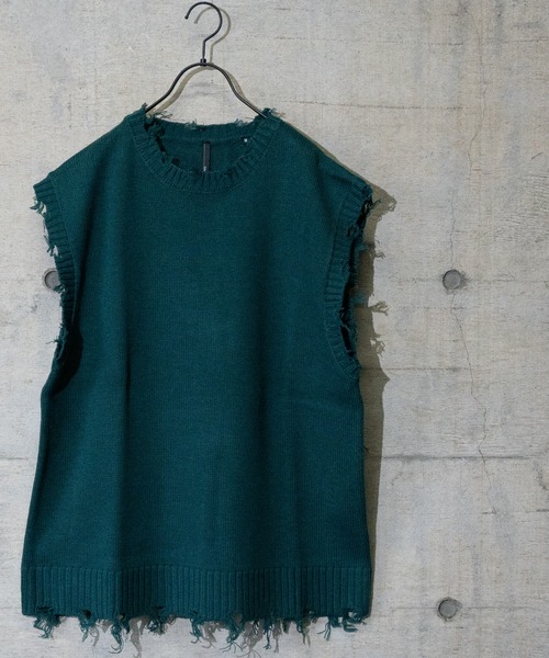 JOHN'S CLOSET(ジョンズクローゼット)の「【i】7Gバルキーダメージニットベスト(ベスト・メンズ・サックスブルー/アイボリー/チャコールグレー/グリーン・MEDIUM/LARGE/X-LARGE)」の1枚目の写真