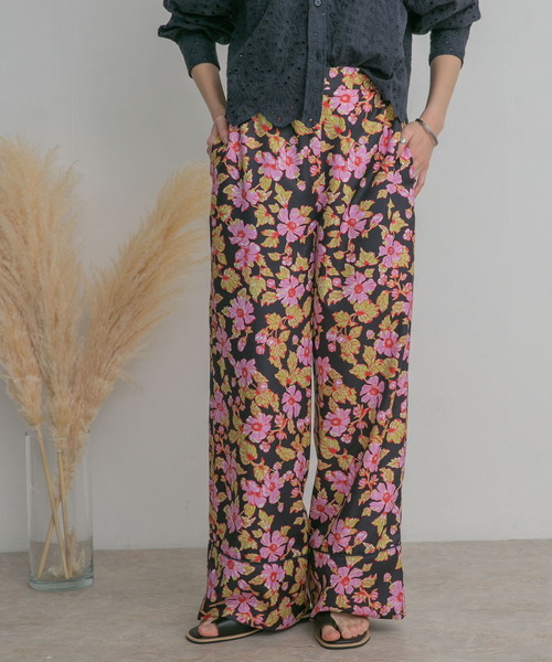 KBF（ケイビーエフ）の「プリントイージーパンツ（その他パンツ・レディース・ベージュ/ブルー/ネイビー・ONE）」の6枚目の写真