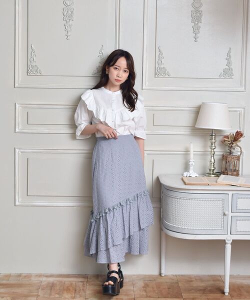 ems excite(エムズエキサイト)の「レースティアードスカート(スカート・レディース・ブルー/アイボリー/オフホワイト・FREE)」の22枚目の写真