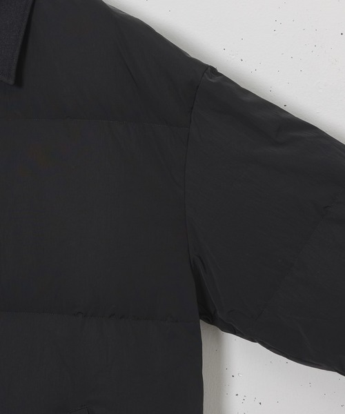 CASPER JOHN(キャスパージョン)の「Cleric down jacket/クレリックダウンジャケット(ダウンジャケット/コート・メンズ・マスタード/ブラック・SMALL/MEDIUM/LARGE)」の21枚目の写真