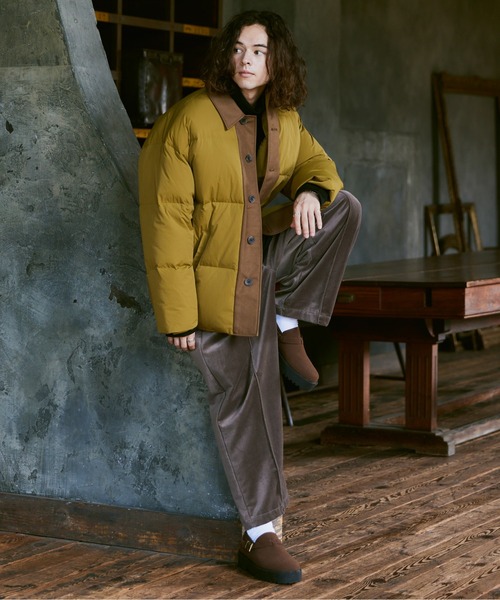 CASPER JOHN(キャスパージョン)の「Cleric down jacket/クレリックダウンジャケット(ダウンジャケット/コート・メンズ・マスタード/ブラック・SMALL/MEDIUM/LARGE)」の14枚目の写真