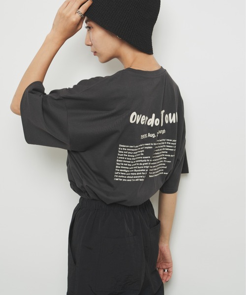 Auntie Rosa Holiday(アンティローザホリデー)の「オーバーサイズツアーT(Tシャツ/カットソー・レディース・チャコールグレー/グリーン/ナチュラル・FREE)」の5枚目の写真