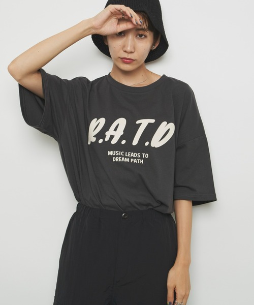 Auntie Rosa Holiday(アンティローザホリデー)の「オーバーサイズツアーT(Tシャツ/カットソー・レディース・チャコールグレー/グリーン/ナチュラル・FREE)」の6枚目の写真