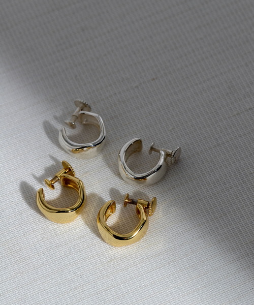 SMELLY(スメリー)の「SMELLY so’ カーブイヤリング(イヤリング・レディース・シルバー・-)」の14枚目の写真