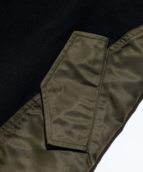 glamb（グラム）の「Military Remake Knit / ミリタリーリメイクニット（ニット/セーター・メンズ・ブラック×カーキ/ネイビー系・M/L/S）」の7枚目の写真