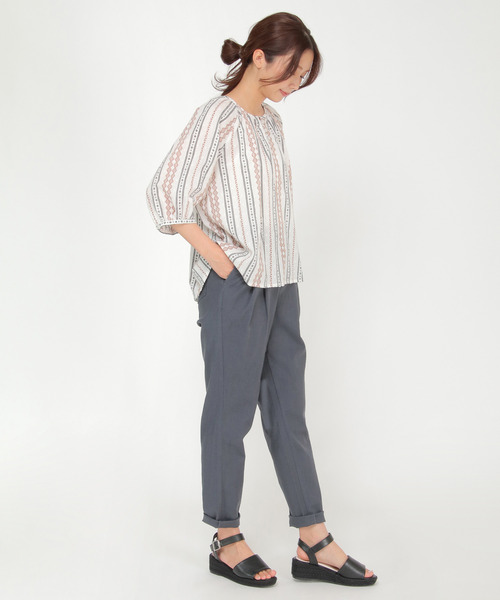 LBC（エルビーシー）の「リネンコンストレッチテーパード（その他パンツ・レディース・オレンジ/チャコールグレー/グリーン/オフホワイト・M/S/L）」の11枚目の写真