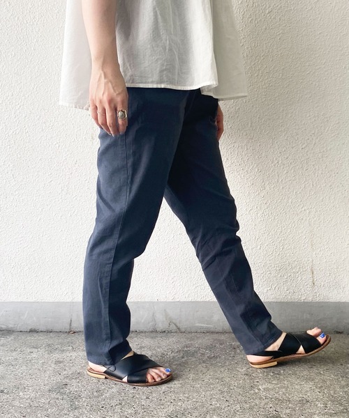 LBC（エルビーシー）の「リネンコンストレッチテーパード（その他パンツ・レディース・オレンジ/チャコールグレー/グリーン/オフホワイト・M/S/L）」の16枚目の写真