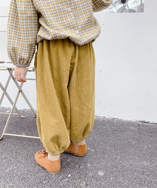 aimoha（アイモハ）の「aimoha-KIDS- 子供服コーデュロイ素材裾絞りパンツ（チノパンツ・キッズ・ベージュ/イエロー・90/100/110/120/80/130）」の8枚目の写真