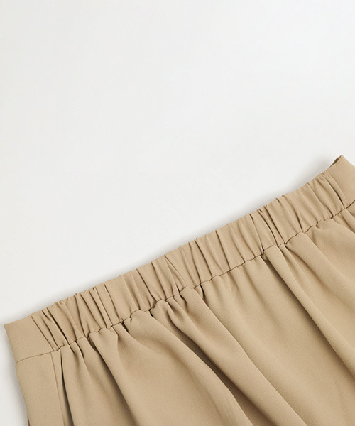 La-gemme（ラジェム）の「Vネックセットアップ（セットアップ・レディース・キナリ/ベージュ/グリーン/ブラック/モスグリーン/ブラウン・M/L）」の15枚目の写真