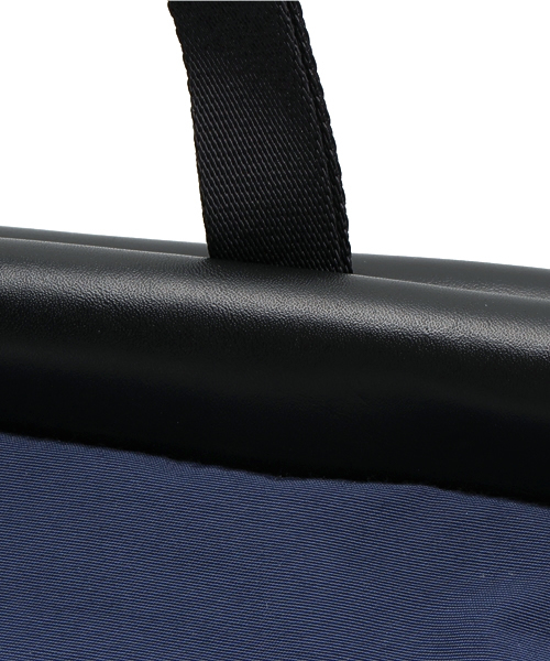 CAMPER(カンペール)の「DUCT トートバッグL(トートバッグ・レディース・ダークブルー・FREE)」の4枚目の写真