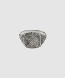 SIGNET RING SCRATCHED