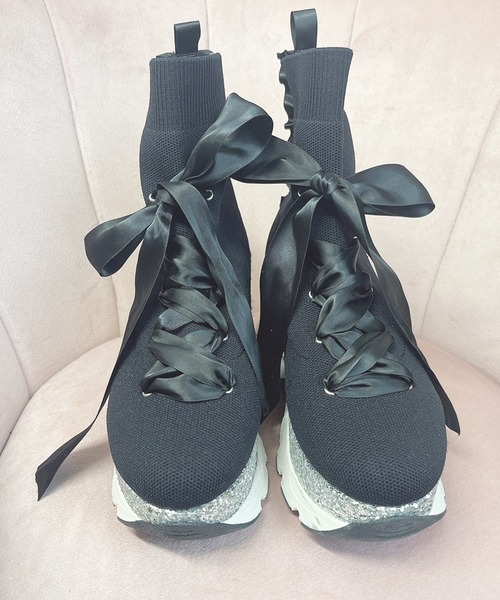 Swankiss（スワンキス）の「EV ribbon knit sneaker（スニーカー・レディース・ブラック/オフホワイト・MEDIUM/LARGE）」の4枚目の写真