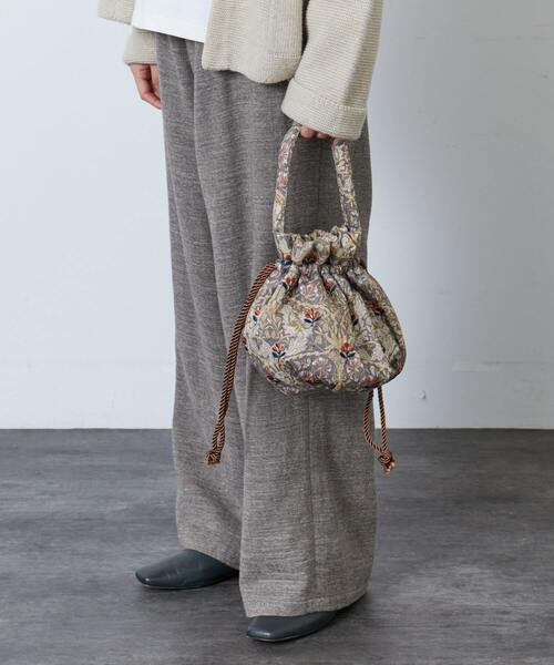 ADIEU TRISTESSE(アデュートリステス)の「ベリー刺繍まんまる巾着バッグ(その他・レディース・ブラック/グレー系その他・FREE)」の10枚目の写真