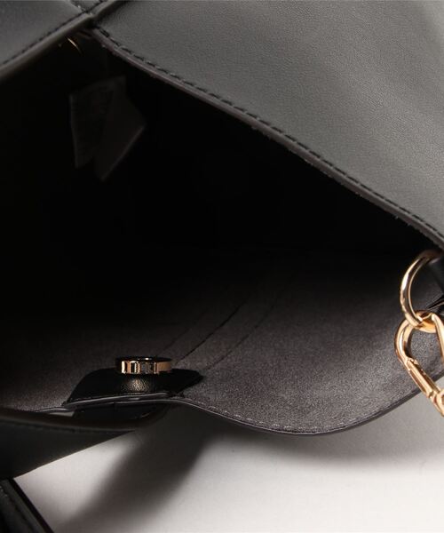 HONEYSUCKLE ROSE（ハニーサックルローズ）の「【HONEYSUCKLE ROSE】フェイクレザーワンハンドルバッグ（ハンドバッグ・レディース・ブラック/ベージュ・ONE SIZE）」の6枚目の写真