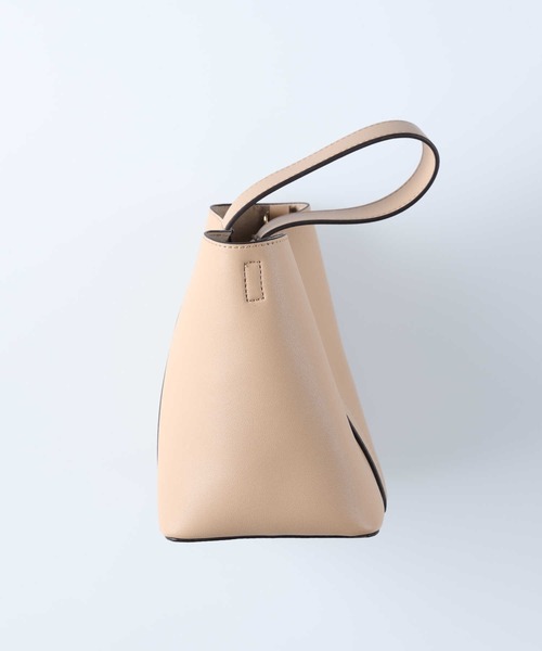 HONEYSUCKLE ROSE（ハニーサックルローズ）の「【HONEYSUCKLE ROSE】フェイクレザーワンハンドルバッグ（ハンドバッグ・レディース・ブラック/ベージュ・ONE SIZE）」の7枚目の写真