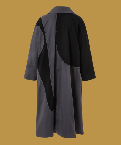 Omar Afridi（オマールアフリディ）の「POSTIN DRAWN COAT（ステンカラーコート・メンズ・グレー系その他・46/48）」の2枚目の写真