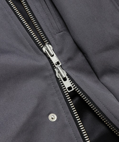 Omar Afridi（オマールアフリディ）の「POSTIN DRAWN COAT（ステンカラーコート・メンズ・グレー系その他・46/48）」の6枚目の写真