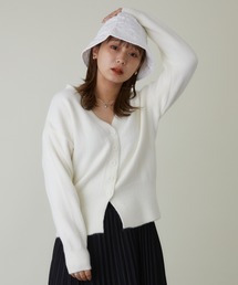 Vネックニットカーディガン