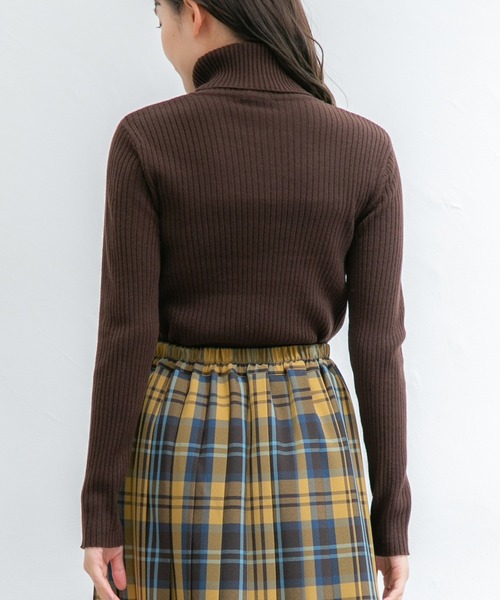 Honeys（ハニーズ）の「あったかリブ編タートル（ニット/セーター・レディース・ピンク/ブラウン/ブラック/ベージュ/アイボリー/パープル/レッド/グリーン/ターコイズブルー・LL/S/M/L）」の22枚目の写真