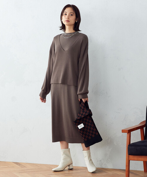 【セットアップ対応】Ｖネックニット