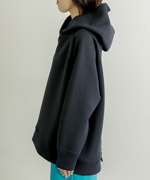 COLLAGE GALLARDAGALANTE（コラージュガリャルダガランテ）の「軽量/バックジップパーカー/WEB限定（パーカー・レディース・ホワイト/ネイビー/グレー・FREE）」の13枚目の写真