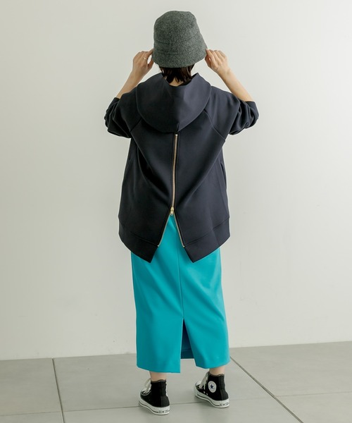 COLLAGE GALLARDAGALANTE（コラージュガリャルダガランテ）の「軽量/バックジップパーカー/WEB限定（パーカー・レディース・ホワイト/ネイビー/グレー・FREE）」の20枚目の写真