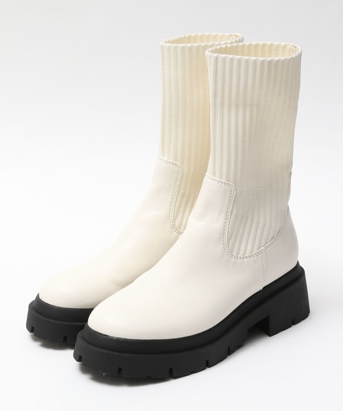 PAGEBOY(ページボーイ)の「ニットソックスブーツ(ブーツ・レディース・ブラック/オフホワイト・M/L)」の3枚目の写真