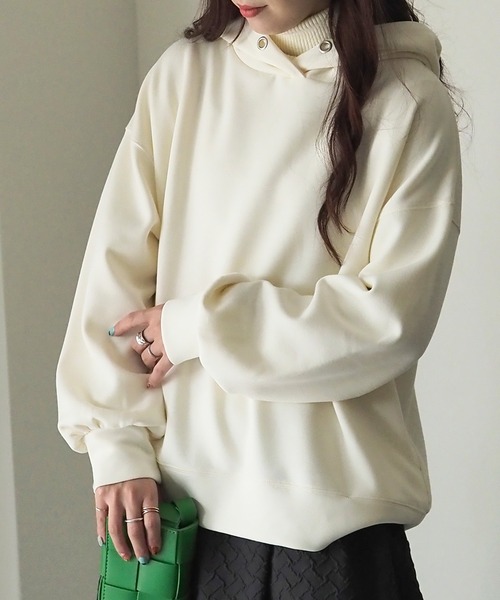 Riberry（リベリー）の「ダンボールスラッシュポケットパーカー（パーカー・レディース・ブラック/アイボリー・FREE）」の13枚目の写真