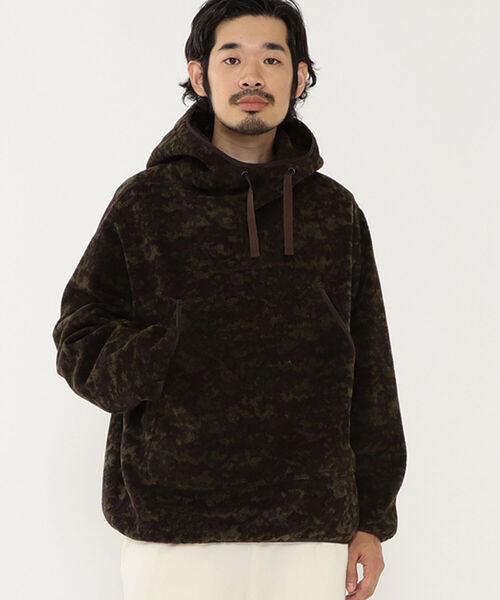 BEAMS PLUS（ビームスプラス）の「BEAMS PLUS / フリース カモフラージュプリント ミリタリー スモック（ブルゾン・メンズ・オリーブ/ネイビー・S/M/L/XL）」の4枚目の写真