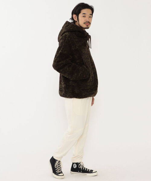 BEAMS PLUS（ビームスプラス）の「BEAMS PLUS / フリース カモフラージュプリント ミリタリー スモック（ブルゾン・メンズ・オリーブ/ネイビー・S/M/L/XL）」の5枚目の写真