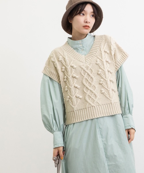 POU DOU DOU(プードゥドゥ)の「ケーブル編みポップコーンニットベスト(ベスト・レディース・グレー/カーキ/キナリ・3)」の4枚目の写真