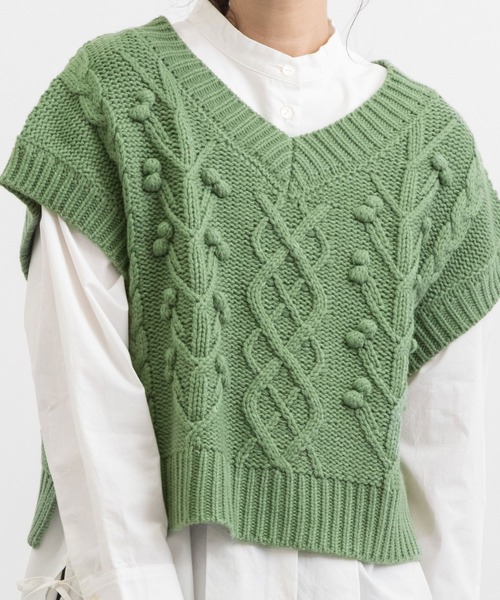 POU DOU DOU(プードゥドゥ)の「ケーブル編みポップコーンニットベスト(ベスト・レディース・グレー/カーキ/キナリ・3)」の19枚目の写真