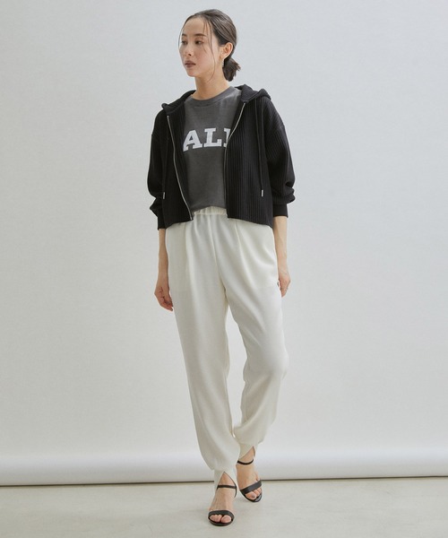 SALON adam et rope'(サロン アダム エ ロペ)の「【WEB限定カラー】ワッフルクロップドパーカー / ワイド / ビッグ(パーカー・レディース・グレー/ブラック/ホワイト・FREE)」の7枚目の写真