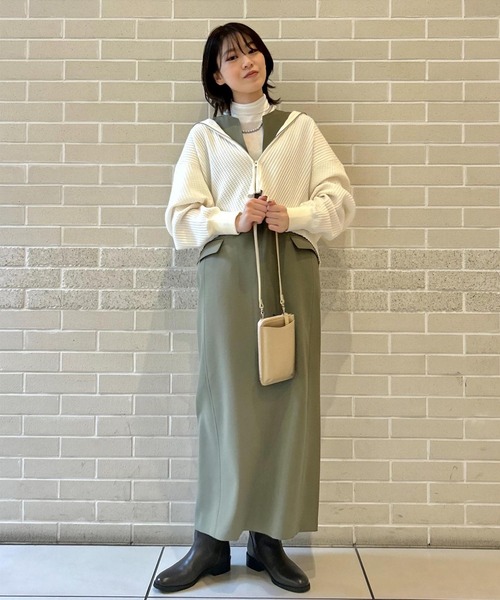 SALON adam et rope'(サロン アダム エ ロペ)の「【WEB限定カラー】ワッフルクロップドパーカー / ワイド / ビッグ(パーカー・レディース・グレー/ブラック/ホワイト・FREE)」の21枚目の写真