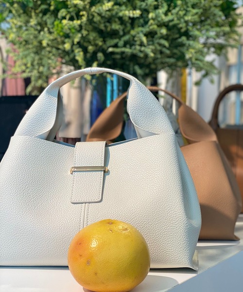 VIS（ビス）の「【軽量】フロント金具エアリーソフトバッグ