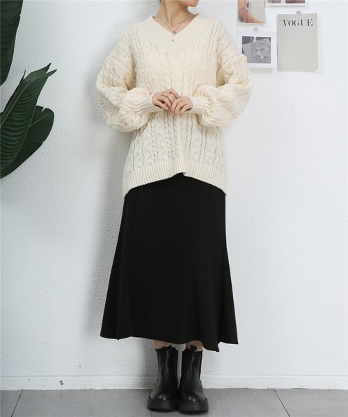 MAISON DE THERESE(メゾン ド テレーズ)の「Vネックケーブルニットトップス(ニット/セーター・レディース・グレー/アイボリー/ブルー/ミント/ピンク・FREE)」の10枚目の写真