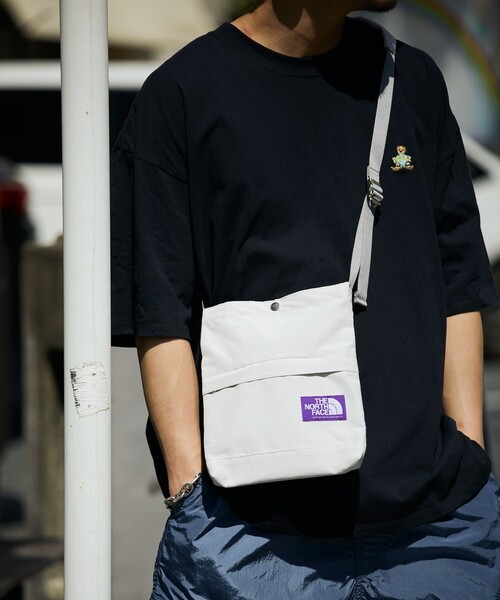 THE NORTH FACE PURPLE LABEL（ザ ノースフェイス パープルレーベル）の「THE NORTH FACE PURPLE LABEL/ザ ノースフェイス パープルレーベル Field Small Shoulder Bag（ショルダーバッグ・メンズ・ブラック/ホワイト/ネイビー・ﾌﾘ-）」の15枚目の写真
