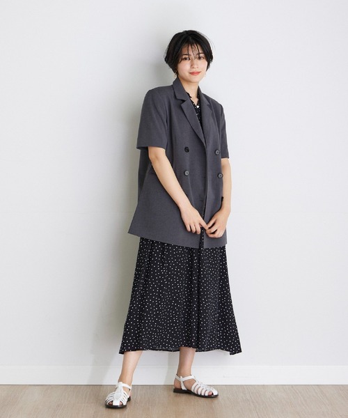 INED CLARO（イネドクラロ）の「ハーフスリーブジャケット（テーラードジャケット・レディース・ベージュ/ブラック/グレー・フリー）」の20枚目の写真