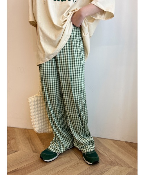 WC（ダブル シー）の「ギンガムチェックプリーツパンツ（スラックス・レディース・ブラック/グリーン・FREE）」の15枚目の写真