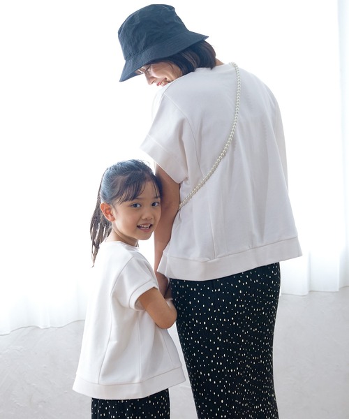 coca(coca)(コカ)の「キッズ 親子お揃い裏毛ボックスロゴトップス(スウェット・キッズ・ブラック/ホワイト・100/110/120/130/140)」の10枚目の写真